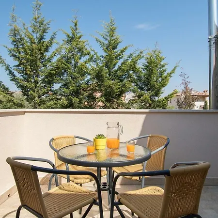 Bruneta 1 With Sea View Lägenhet Tar-Vabriga